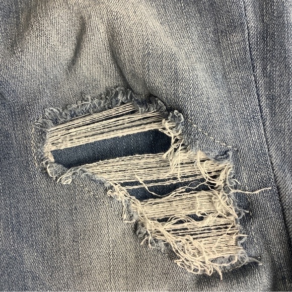 American Eagle Size 2 Short Super Hi Rise Jegging. Preowned - Picture 9 of 9